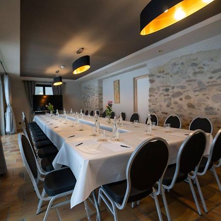 Hotel Restaurant Le Madame La Ferriere  Екстер'єр фото