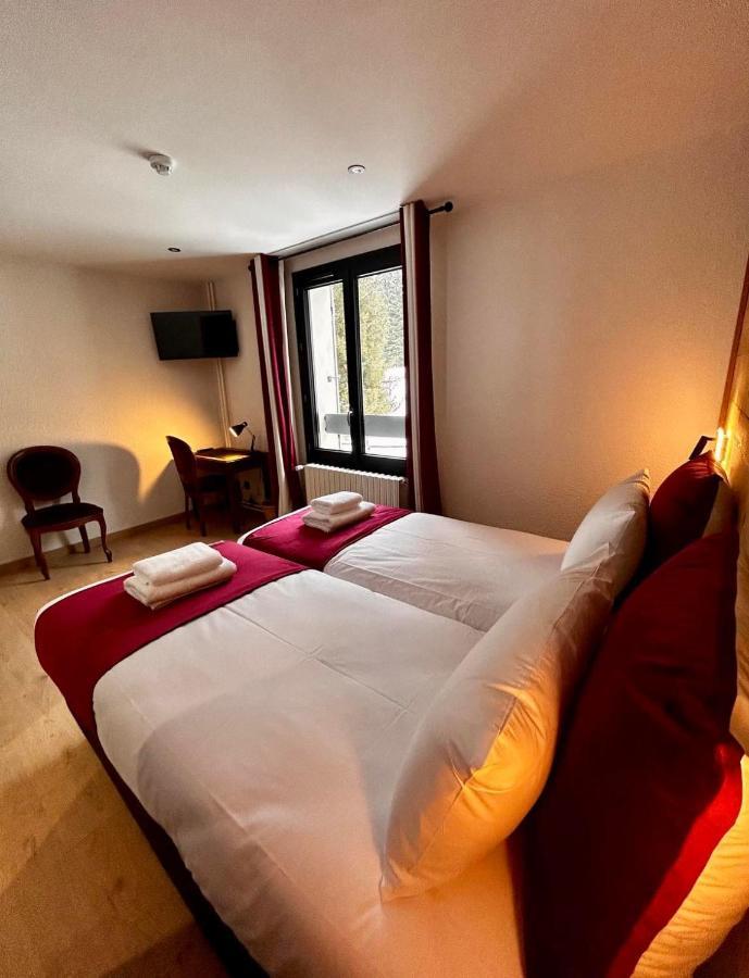 Hotel Restaurant Le Madame La Ferriere  Екстер'єр фото