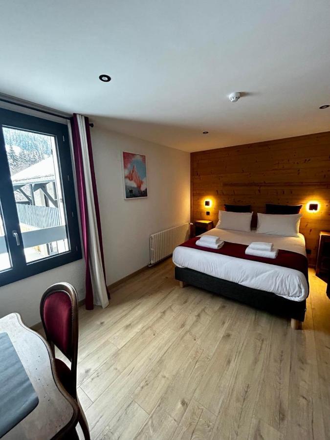 Hotel Restaurant Le Madame La Ferriere  Екстер'єр фото