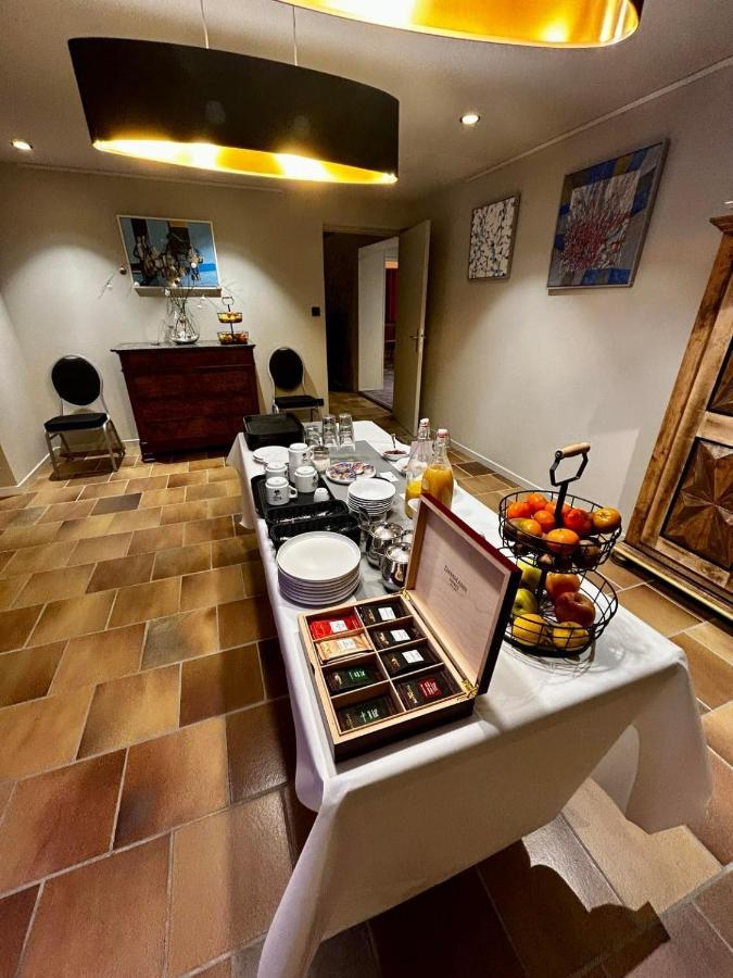 Hotel Restaurant Le Madame La Ferriere  Екстер'єр фото