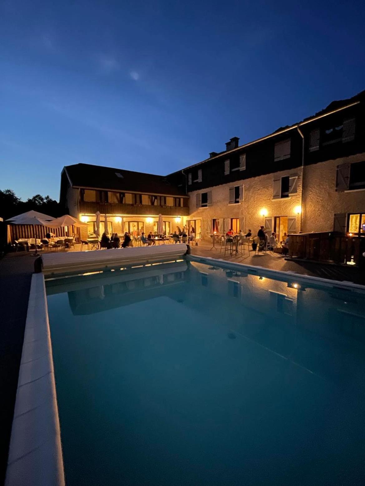 Hotel Restaurant Le Madame La Ferriere  Екстер'єр фото