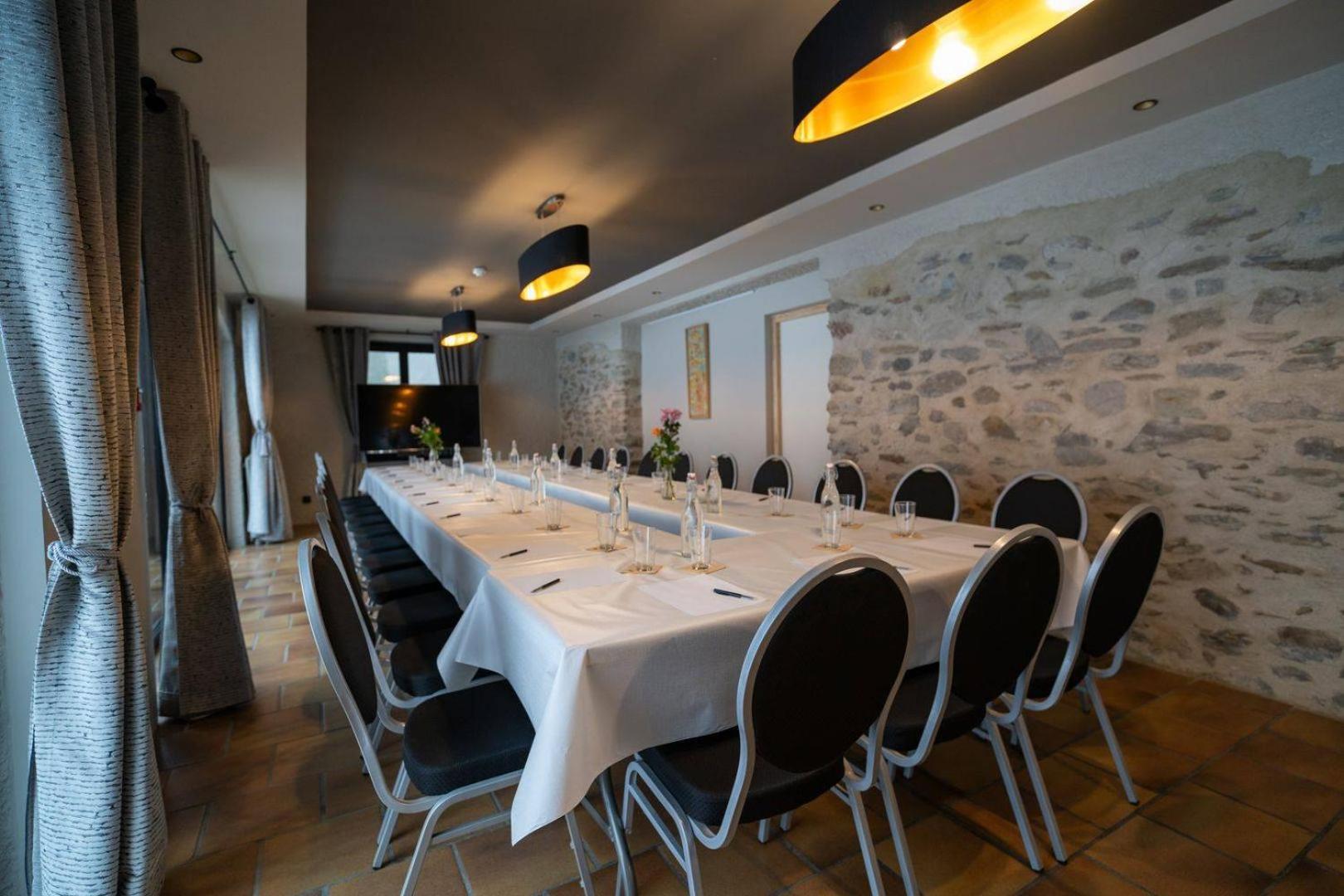 Hotel Restaurant Le Madame La Ferriere  Екстер'єр фото