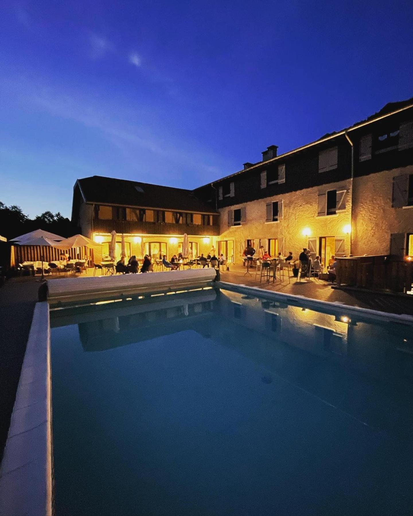 Hotel Restaurant Le Madame La Ferriere  Екстер'єр фото